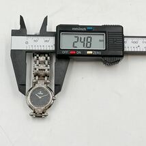 2AB171 【動作品】FENDI 腕時計 レディース 750L 黒文字盤 ズッカ柄 総柄ベルト _画像5