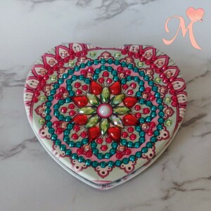 Art hand Auction Handmade 5D Diamond Art Finished Product Mirror, Hand Mirror, Double Sided Mirror, Makeup Mirror, Folding Mirror, Compact Mirror, Mandala, handmade, Accessories (for women), others