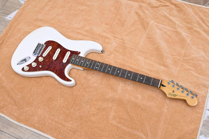 GO47 Squier by Fender STRATOCASTER スクワイヤー フェンダー ストラトキャスター エレキギター