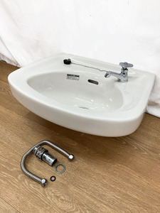 【美品】INAX (イナックス) 水栓蛇口付き 陶器製 壁付け手洗器 手洗いボール 洗面ボウル L-132AG #BN8(オフホワイト) 「幅50cm 幅500mm」