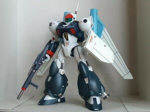 HG 1/144 バイファム スリング・パニアー装備型 小改修部分塗装完成品 プレミアムバンダイ限定品 銀河漂流バイファム