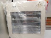 超美品 TEKNOS テクノス 電気ストーブ ES-K710(W)-S 暖房器具 温度2段階切替式 激安1円スタート_画像2
