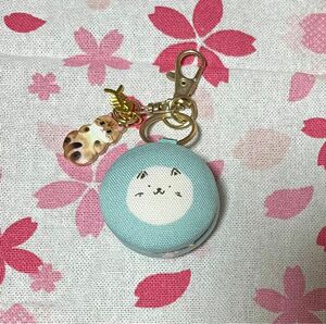 猫　キーホルダー　ハンドメイド　マカロン