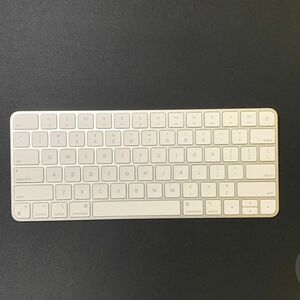 MK2A3LL/A Magic Keyboard Model A2450 マジックキーボード Apple US配列 英語配列