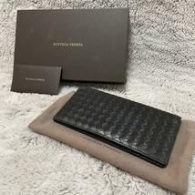 【極美品】BOTTEGA VENETA ボッテガヴェネタ 長財布 イントレチャート ロングウォレット オールレザー メンズ 黒 ブラック_画像1