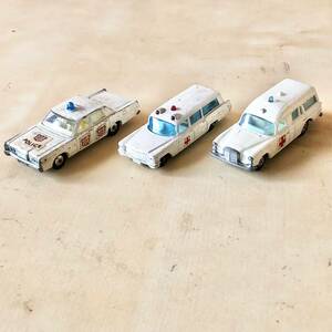 マッチボックス 3台 ◆Mercedes‐Benz Ambulance ベンツ 救急車 / Cadillac Ambulance キャデラック 救急車 / マーキュリー パトカー