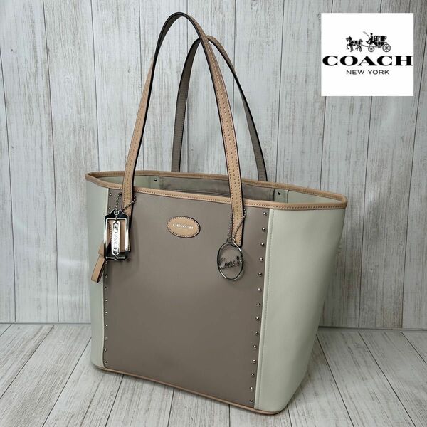 COACH コーチ　トートバッグ　ハンドバッグ　22