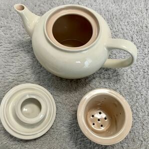 未使用 LE CREUSET ル・クルーゼ ルクルーゼ ティーポット 急須 茶こし付き 茶器 陶器 アイボリーの画像3