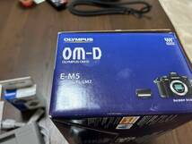 OLYMPUS オリンパス OM-D E-M5 ボディ シルバー_画像8