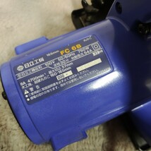 AM03094 美品 HITACHI 日立工機 165mm 日立ブレーキ付丸のこ FC6B 100V 50/60Hz 木材 加工 薪切 DIY 切断機 動作確認済み _画像7