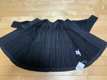 PLEATS PLEASE 袖ふんわりジャケット　未着用品　黒　プリーツプリーズ_画像6