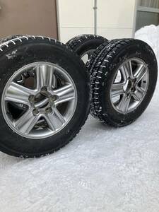 ランクル100　シグナス純正ホイール　4本セット 18インチ 5穴　PCD150・８J +60 スタットレスタイヤ 275/60R18 DUNLOP WINTERMAX S J8　