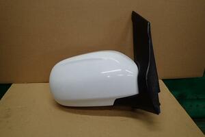 ＭＰＶ LW3W 右サイドミラー　右ミラー A3D ピュアホワイト マツダ L081-69-120C09 　電動格納