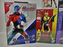 [G-304] 特撮 仮面ライダー プライズ 一番くじ フィギュア まとめ売り 未開封品開封済品混在 ジャンク ビルド ゼロワン 鎧武 フォーゼ_画像2