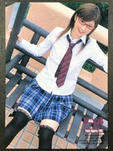 小倉 優子　BOMB・ボム 2006　箔押しスペシャルカード　103　グラビア アイドル トレカ トレーディングカード_画像2