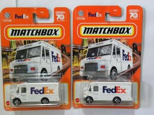 レア☆☆Fedex EXPRESS DELIVERY 2個　 色の濃淡 　マッチボックス MACHBOX