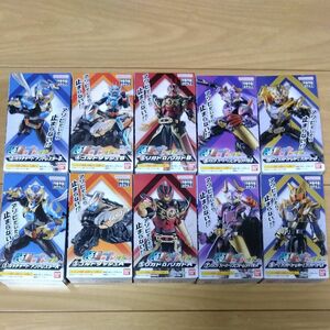 装動 仮面ライダーガッチャード→3←＆装動 仮面ライダーギーツ 全10個