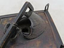 X5849 時代物 古銅製 香炉 火鉢 共箱 約300g 置物 銅器 古美術 古玩 金属工芸 茶道具 香道具_画像8