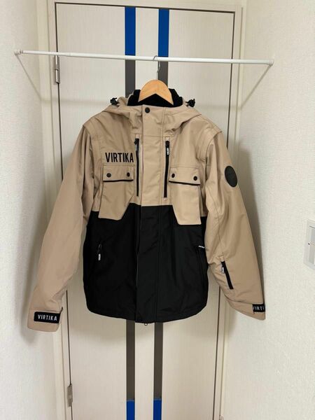 未使用　Virtika ウェア　上下セット　ジャケット　ビブパンツ　(armada saga outerwear)