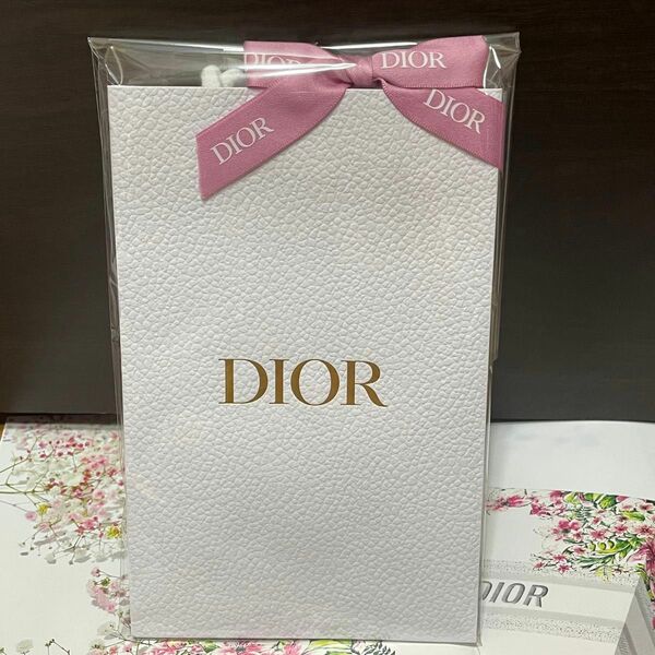 DIOR ショップ袋/ショッパー　　　ピンクリボン