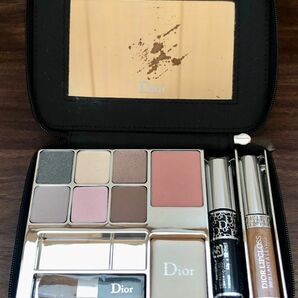 DIOR ホリデイコレクション メイクアップパレット