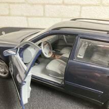 Anson 1/18 Mercedes-Benz E-CLASS Wagon 濃紺　アンソン メルセデスベンツ ワゴン ダイキャストミニカー　コレクター品　k51-298-3_画像5