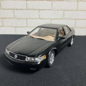 アンソン 1/18 1998 キャデラック セビル STS 黒 Cadillac Seville Anson ミニカー　おもちゃ　玩具　コレクター品　k51-317-18