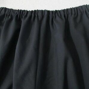 柔らかなウール地です  ゆったりパンツ  黒  Wool   脇丈89㎝   ハンドメイドの画像2
