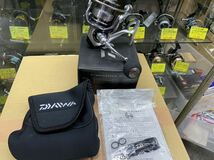 13【新品未使用品】DAIWA Catalina 3515PE-H/DAIWA/ダイワ/キャタリナ/釣り/海釣り/リール/スピニングリール/新品/希少/箱付き_画像5