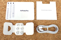 【中古 良品】Apple 純正 AirPods Pro 第2世代 MagSafe充電ケース USB-C 付き MTJV3J/A 本体 付属完品(PCA348-1)_画像2