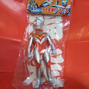 bruma.k Ultraman Gaya Gaya sofvi фигурка Ultraman 