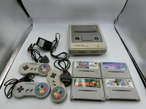 T【ノ4-83】【100サイズ】ニンテンドー スーパーファミコン 本体セット/ソフト付/ゲーム機/ジャンク扱い/※傷・汚れ・ヤケ有