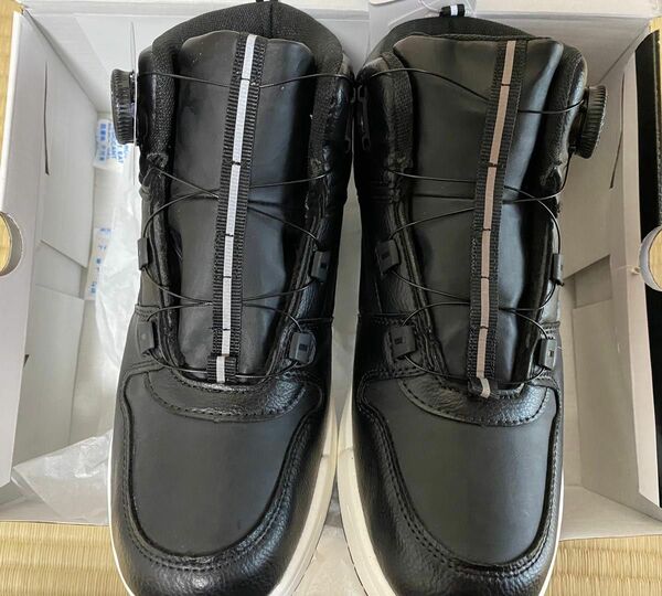 新品☆23.5㎝靴☆MADFOOT☆マッドフット☆ダイヤル☆スニーカー☆黒☆防水