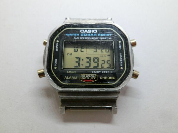 CASIO G-SHOCK DW-5600 スクリューバック　ジャンク　稼働品