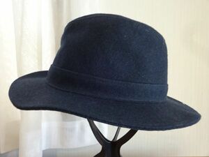 S メンズ・紳士 S ミドルブリムハット　紺色帽子　中折れハット　サイズ５７cm〜５９cm　キャップ　帽子　タグ付