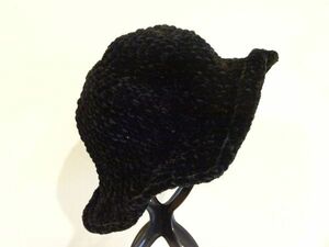 A レディース・婦人用 B 黒色帽子　スタイルハット クロッチェ サイズ５７・５cm　キャップ　帽子　モコモコハット
