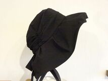 A レディース・婦人用 B 黒色帽子　つば広ハット　スタイルハット サイズ５７・５cm　キャップ　帽子　リボン付_画像1