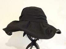 A レディース・婦人用 B 黒色帽子　つば広ハット　スタイルハット サイズ５７・５cm　キャップ　帽子　リボン付_画像3