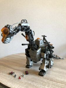 TOMY トミー ZOIDS ゾイド ウルトラザウルス 組立済み プラモデル 中古品 現状品 ジャンク品扱い