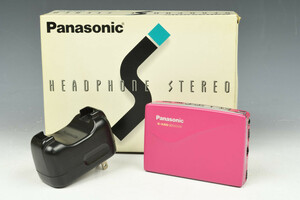 【TO】Panasonic パナソニック RQ-S15 ポータブルカセットプレーヤー 充電器 元箱付き ピンク 現状品 中古 / ウォークマン