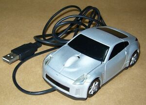 【ジャンク】★フェアレディZ（Z33）★光学式マウス★栄光の名車Car Mouse★ファミリーマート限定品★サントリーコーヒーBOSS★