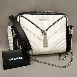 美品 定価28,600円◇DIESEL チェーンバッグ クロスボディバッグ キルティングレザー ジッパー使い ディーゼル レディース