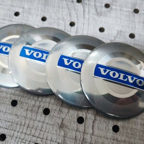 ボルボ ホイール センターキャップカバー シルバー×ブルー 56mm 4P■V40 V60 XC60 XC90 V70 V90 S60 XC40 240 V50 XC70 C70 C30 240 S90の画像4