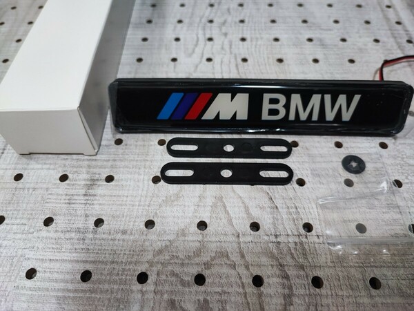 ///M BMW LED付きエンブレム フロント グリル バンパー■MPerformance MSport MPower E36 E39 E46 E60 E90 F10 F20 F30 x1x2x3x4x5x6x7x8
