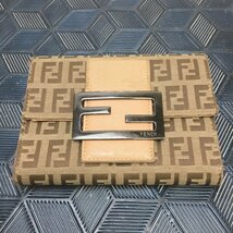 【中古品/インボイス登録店/CH】フェンディ ズッカ 二つ折り財布 キャンバス レザー FENDI ベージュ系 RS0301/0006_画像1