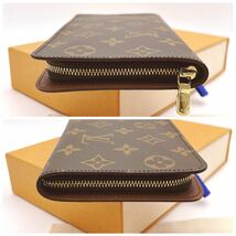 ★外観極美品★【A345】Louis Vuitton ルイヴィトン LV モノグラム ポルトモネジップ 長財布 PVC ブラウン M61728/CA1917_画像8