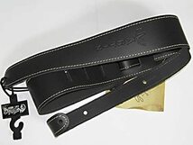 MARTIN 18A0046 Leather STRAP　縦ロゴ　マーチン　純正 本革ギターストラップ　 マーティン_画像2