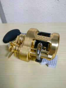 中古 美品 シマノ 22 オシアコンクエスト300XG 右ハンドル