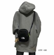 新品未使用 THE NORTH FACE ノースフェイス キッズ クロスバッグ ミディアム ショルダー ポーチ ブラック 日本未発売_画像4