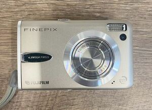 FUJIFILM 富士フイルム　デジタルカメラ Fine pix F30【中古】